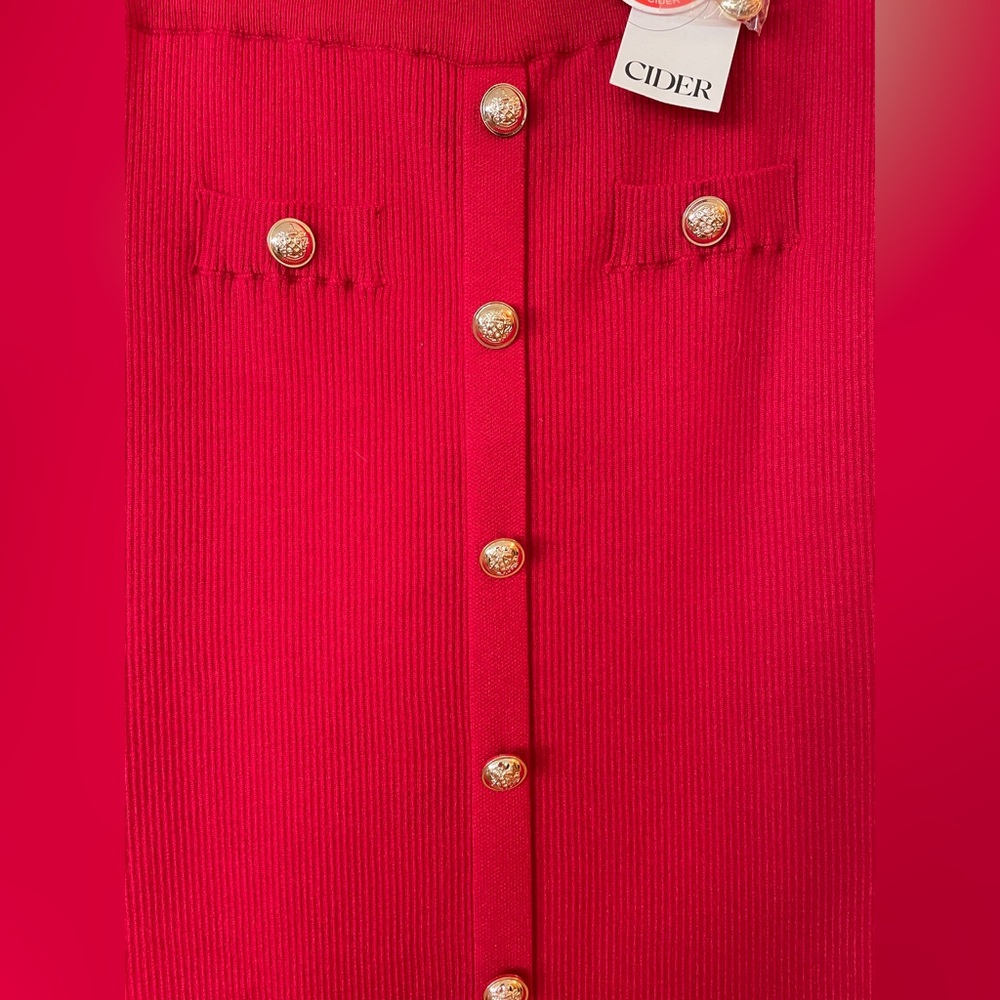 Red Button-Front Ribbed Midi Skirt - Picture 3 of 8